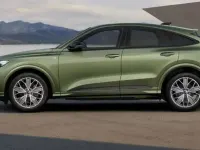Nuova Audi Q5 S-Line 204 CV (150 kW) 2026 Verde SUV