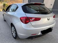 Usata Alfa Romeo Giulietta Business 120 CV (88 kW) 2016 Grigio Berlina