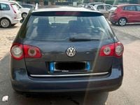 Usata VW Passat Sportline 140 CV (102 kW) 2005 Grigio Station wagon