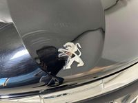 Usata Peugeot 208 Active 82 CV (60 kW) 2015 Nero Utilitaria