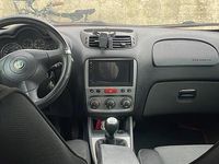 Usata Alfa Romeo 147 115 CV (84 kW) 2005 Nero Utilitaria