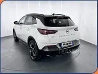 Usata Opel Grandland X S 131 CV (96 kW) 2024 Bianco/nero SUV
