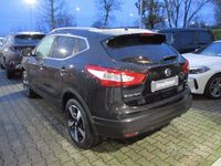 Gebraucht Nissan Qashqai 360º 110 PS (80 kW) 2016 Schwarz SUV
