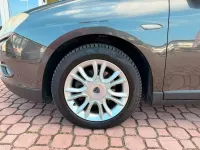 Usata Lancia Delta 120 CV (88 kW) 2012 Grigio Utilitaria