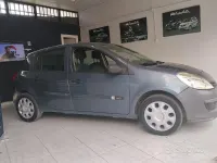 Usata Renault Clio II 85 CV (62 kW) 2005 Grigio Berlina