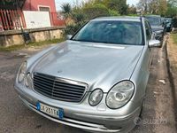 Usata Mercedes E280 Avantgarde 231 CV (169 kW) 2005 Grigio Station wagon