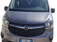 Usata Opel Vivaro 145 CV (106 kW) 2016 Grigio Monovolume