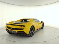 Usata Ferrari 296 663 CV (487 kW) 2022 Giallo Coupé
