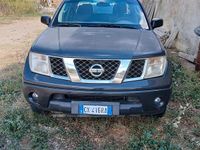 Usata Nissan Navara 190 CV (139 kW) 2006 Grigio Pick-up