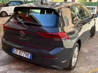 Usata VW Golf VIII Life 110 CV (80 kW) 2020 Grigio Berlina