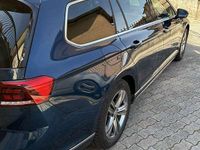 Usata VW Passat Business 120 CV (88 kW) 2020 Blu Station wagon