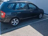 Usata Kia Carens 112 CV (82 kW) 2009 Nero Monovolume