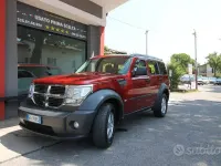 Usata Dodge Nitro 177 CV (130 kW) 2010 Rosso SUV