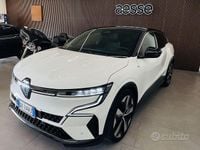 Begagnad Renault Megane E-Tech Techno 55 kW (75 HK) 2022 Vit SUV