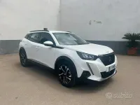 Usata Peugeot 2008 Allure 131 CV (96 kW) 2020 Bianco SUV