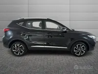Usata MG ZS Luxury 106 CV (77 kW) 2024 Nero SUV