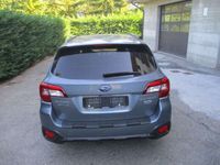 Usata Subaru Outback 150 CV (110 kW) 2015 Grigio SUV