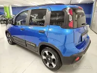 Nuova Fiat Panda Cross 70 CV (51 kW) 2025 Bluazzurro Utilitaria