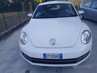 Usata VW Beetle Design 105 CV (77 kW) 2012 Bianco Utilitaria