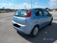 Usata Fiat Grande Punto Active 75 CV (55 kW) 2008 Blu Utilitaria