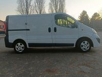 Usata Opel Vivaro 90 CV (66 kW) 2013 Bianco Monovolume