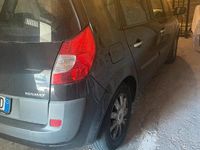 Usata Renault Scénic II 130 CV (95 kW) 2005 Nero Monovolume