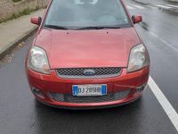 Usata Ford Fiesta 49 CV (36 kW) 2006 Rosso Berlina