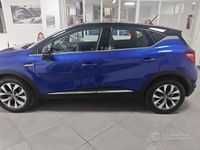 Usata Renault Captur Intens 100 CV (73 kW) 2020 Blu SUV