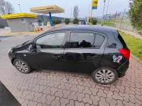Usata Opel Corsa 80 CV (58 kW) 2010 Nero Utilitaria