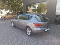 Usata Mazda 3 Style 105 CV (77 kW) 2005 Bluazzurro Berlina