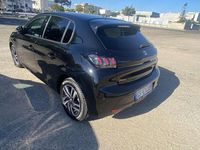 Usata Peugeot 208 Allure 102 CV (75 kW) 2021 Nero Utilitaria
