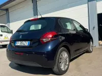 Usata Peugeot 208 75 CV (55 kW) 2017 Bluazzurro Utilitaria