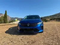 Usata Renault Clio Techno 100 CV (73 kW) 2024 Bluazzurro Utilitaria