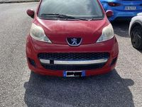 Usata Peugeot 107 68 CV (50 kW) 2009 Utilitaria