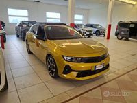 Usata Opel Astra Ultimate 131 CV (96 kW) 2022 Giallo metallizzato Berlina
