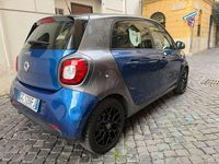 Usata Smart ForFour Prime 90 CV (66 kW) 2018 Blu/azzurro Utilitaria