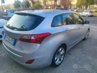 Usata Hyundai i30 Comfort 128 CV (94 kW) 2012 Grigio Station wagon
