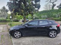 Usata Volvo V40 Momentum 120 CV (88 kW) 2017 Berlina