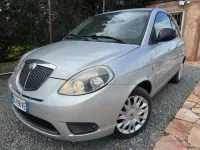 Usata Lancia Ypsilon 69 CV (50 kW) 2011 Grigio Utilitaria