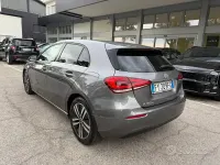 Usata Mercedes A180 116 CV (85 kW) 2019 Grigio Berlina