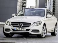 Usata Mercedes C220 Business 170 CV (125 kW) 2019 0q pure white Berlina
