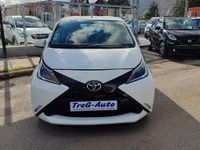 Usata Toyota Aygo X-play 69 CV (50 kW) 2017 Bianco Utilitaria