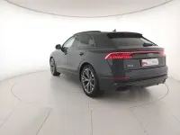 Usata Audi Q8 Sport 231 CV (169 kW) 2020 Nero orca metallizzato SUV