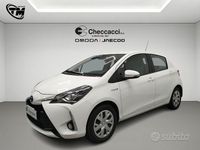 Usata Toyota Yaris Hybrid Active 73 CV (53 kW) 2019 Bianco Utilitaria