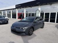 Begagnad VW Golf VIII Active 131 HK (96 kW) 2022 Grå Halvkombi