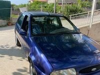 Usata Ford Fiesta 75 CV (55 kW) 1999 Blu Utilitaria