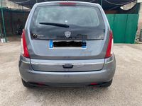 Usata Lancia Musa 95 CV (69 kW) 2012 Grigio Monovolume