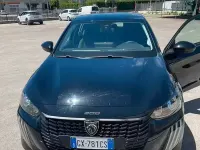 Usata Peugeot 208 75 CV (55 kW) 2024 Nero Utilitaria