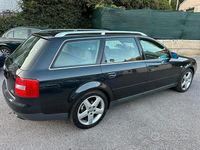 Usata Audi A6 220 CV (161 kW) 2002 Nero Station wagon
