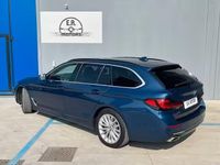 Usata BMW 520 Luxury Line 190 CV (139 kW) 2021 Blu Station wagon